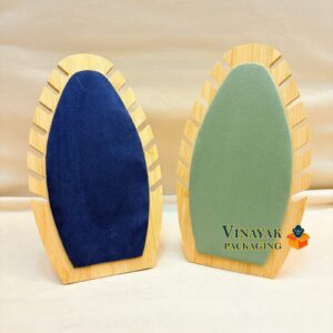 Owel Pendent Elegant Wooden pendant Necklace Display Stand Medium