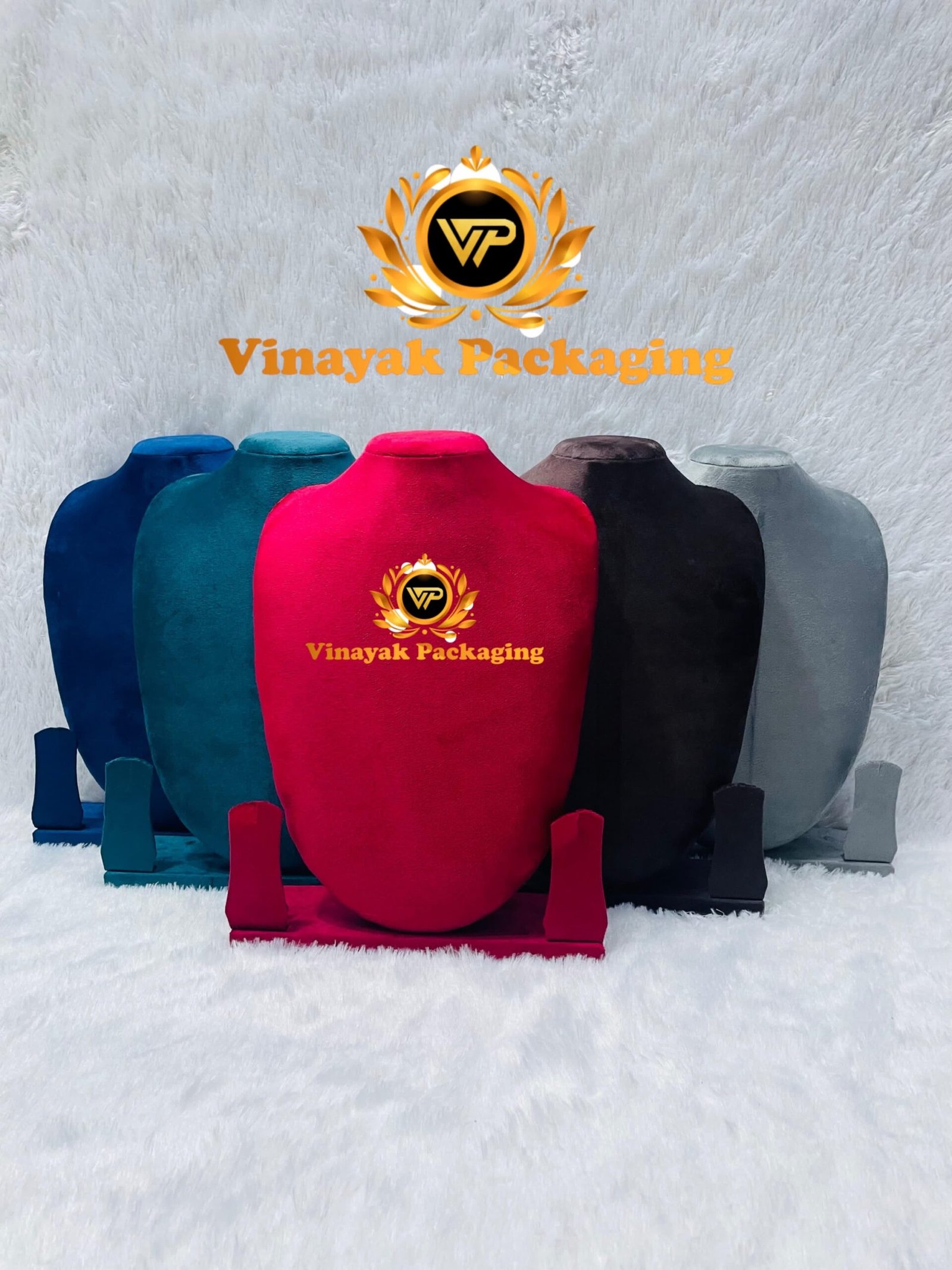 Velvet Necklace Display Stand – Multi-Color Jewellery Busts