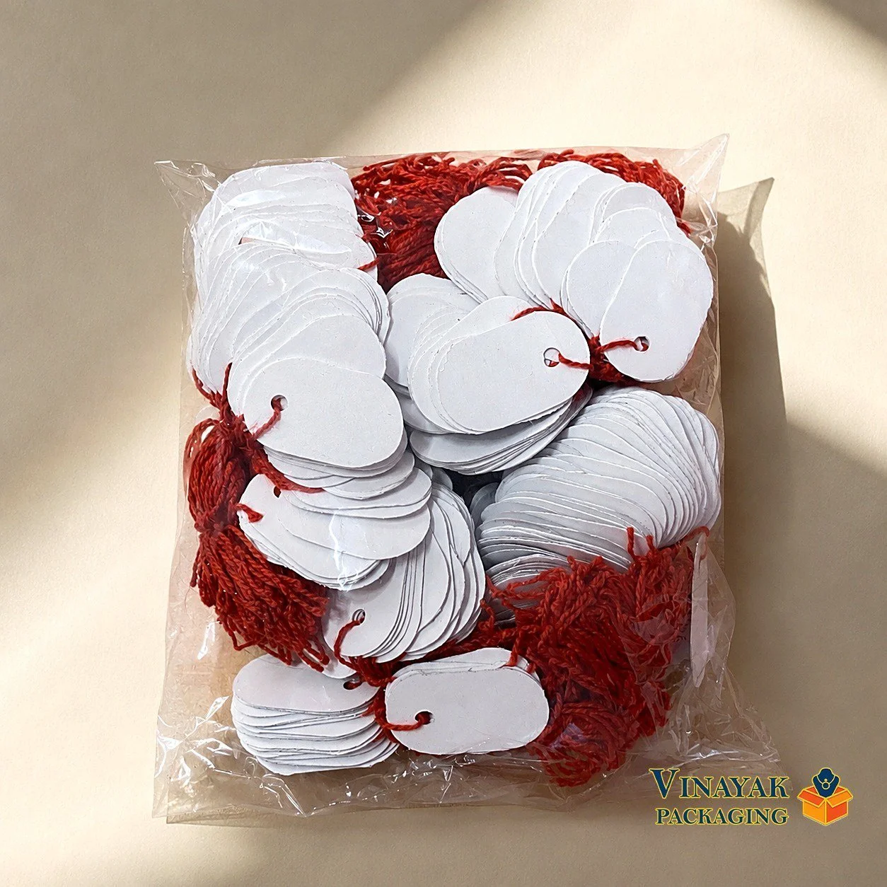 White Price Tags with Red String for Jewellery, Clothing & Gift Items (500 pcs)