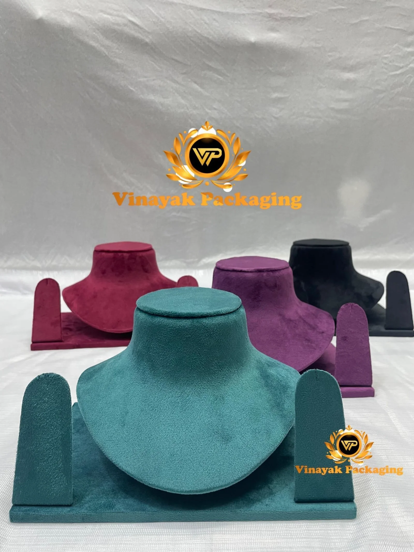 Premium Velvet Choker Display Stand - 1 pc