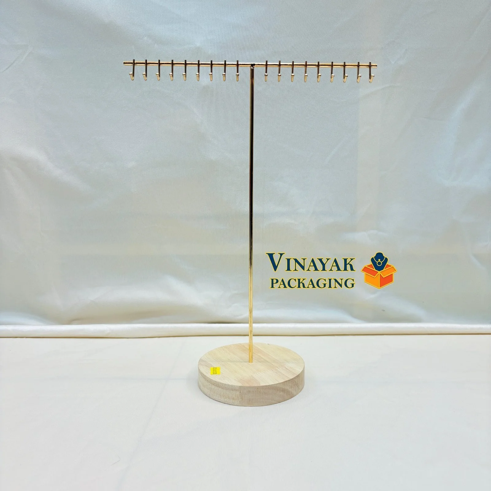 Minimalist Gold Necklace Display Stand 1 PCS