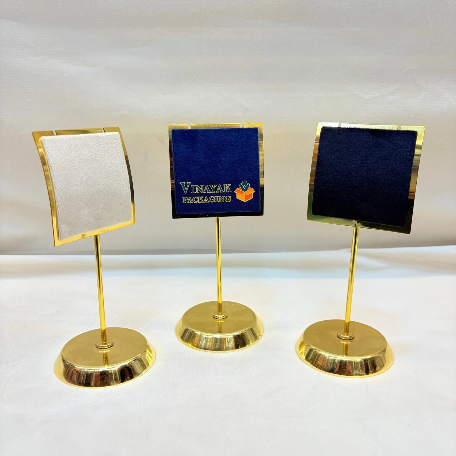 Gold Metal Jewellery & chain Display Stand